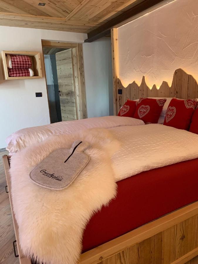 발레나 Grizzly Haus & Frosch Restaurant - Teritoria B&B 외부 사진