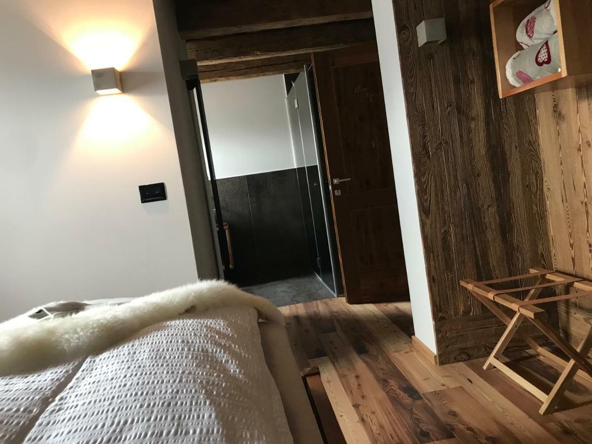 발레나 Grizzly Haus & Frosch Restaurant - Teritoria B&B 외부 사진