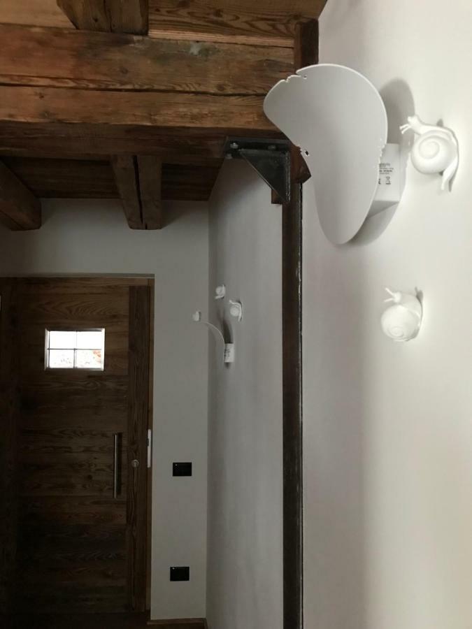 발레나 Grizzly Haus & Frosch Restaurant - Teritoria B&B 외부 사진